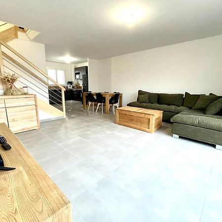 Villa 8 Personnes Bord De Mer Climatisee Saintes-Maries-de-La-Mer Exterior foto