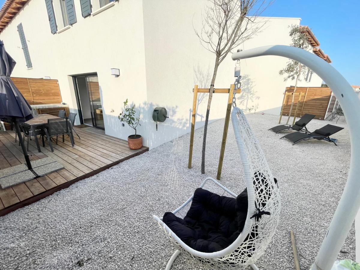 Villa 8 Personnes Bord De Mer Climatisee Saintes-Maries-de-La-Mer Exterior foto
