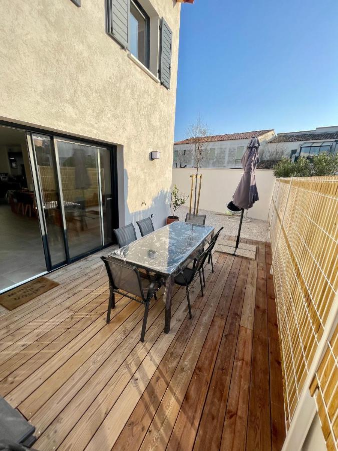 Villa 8 Personnes Bord De Mer Climatisee Saintes-Maries-de-La-Mer Exterior foto