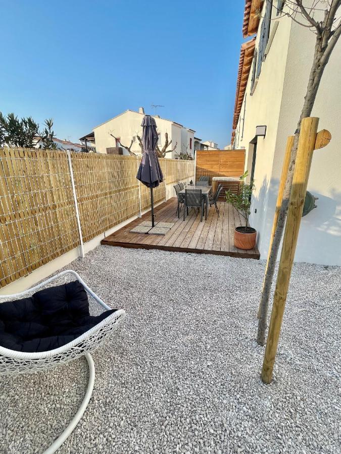 Villa 8 Personnes Bord De Mer Climatisee Saintes-Maries-de-La-Mer Exterior foto